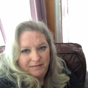 Meet your Posher, Anne